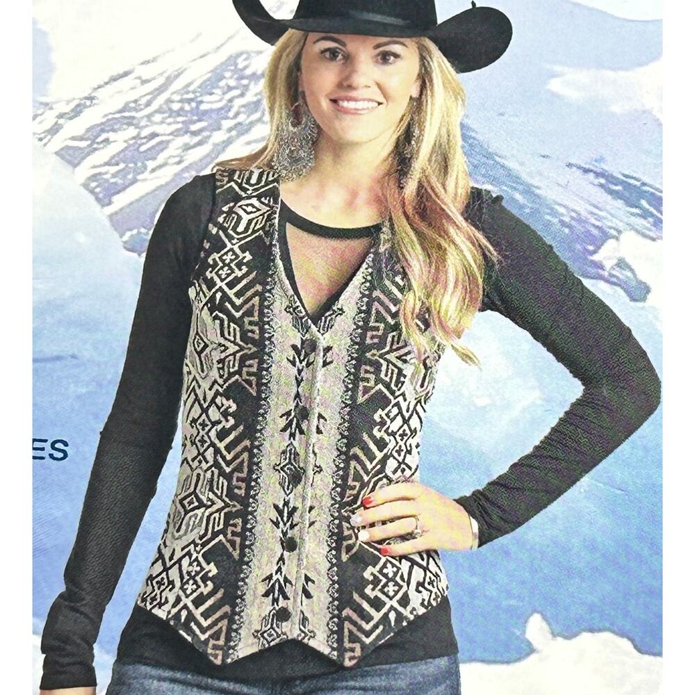 Jacquard Vest in Aztec solid heather wool
